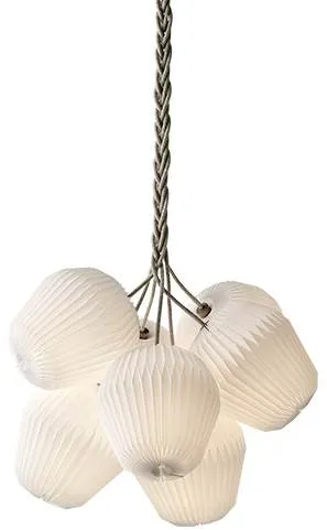 Le Klint THE BOUQUET Große Hängeleuchte mit 7 Papierschirmen